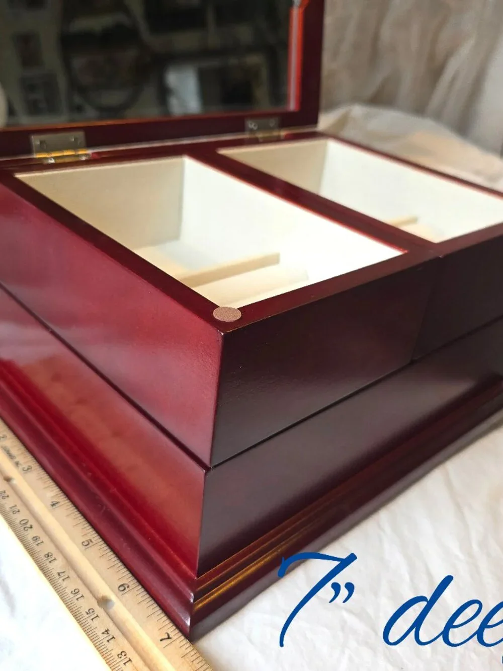 NEW IN BOX NIB BEAUTIFUL NEW UNUSED jewelry box. Swing-out drawers. GIFT QUALITY